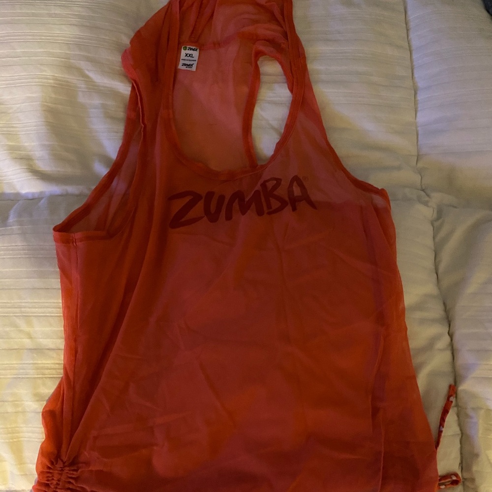 Hooded tank